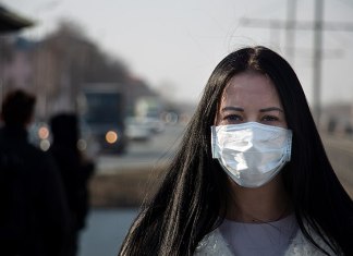 Covid-19 Outbreak Mask up Melbourne
