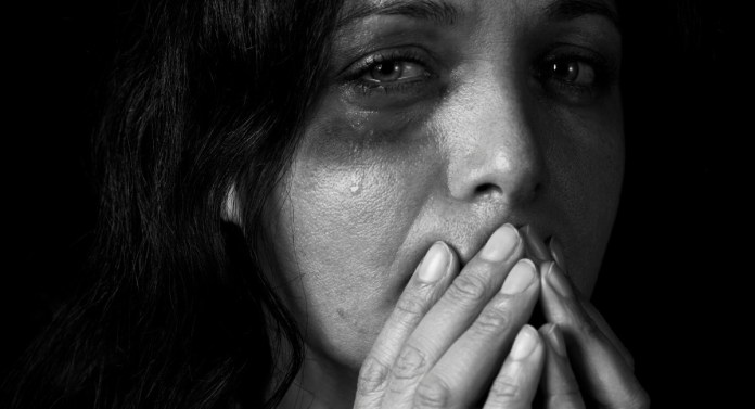 Domestic violence and women of colour; Image source: @CANVA