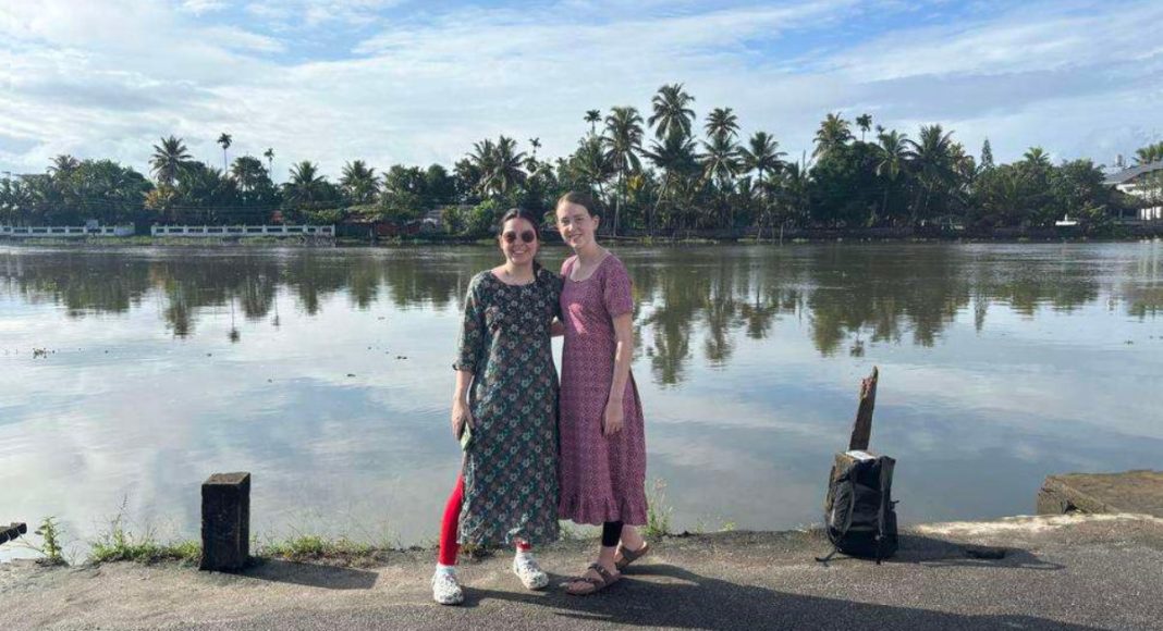 Students Juliette Lewis and Rylee Donald; Image Source: CQU